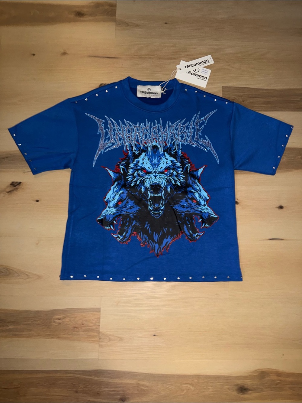 Rarecommon Graphics Rhinestone Wolf Tee